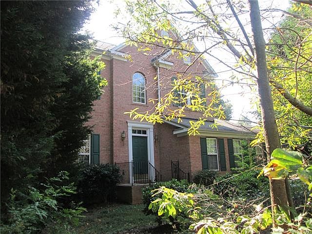 1st image of 103 Meadow Pond Ln
