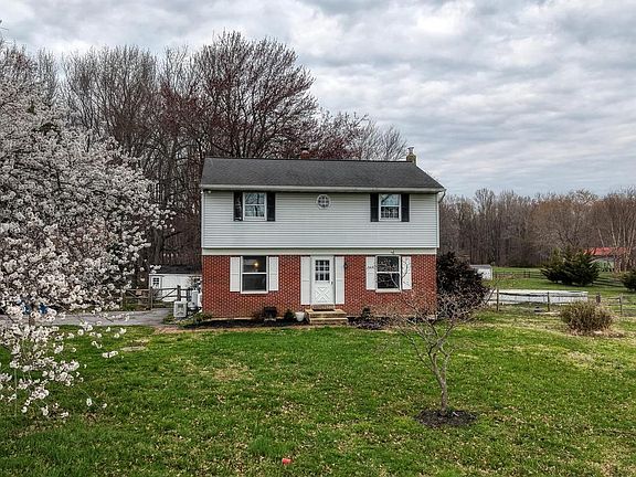 2nd image of 4076 Willey Dr