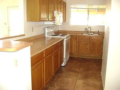 3rd image of 3851 W Harrison St