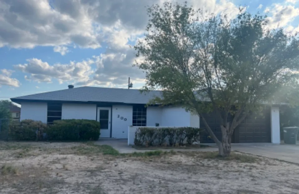 200 Arroyo Dr