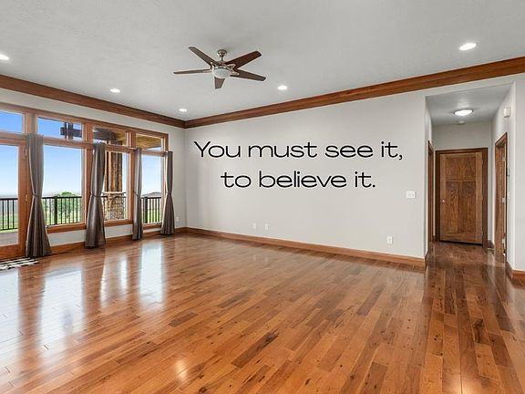 4th image of 48290 Arrowhead Pl