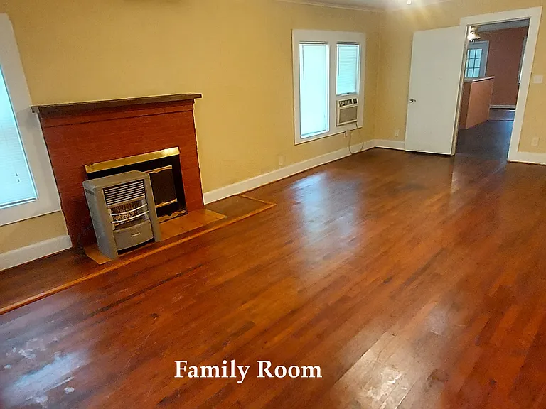 310 Sycamore St — Photo 3