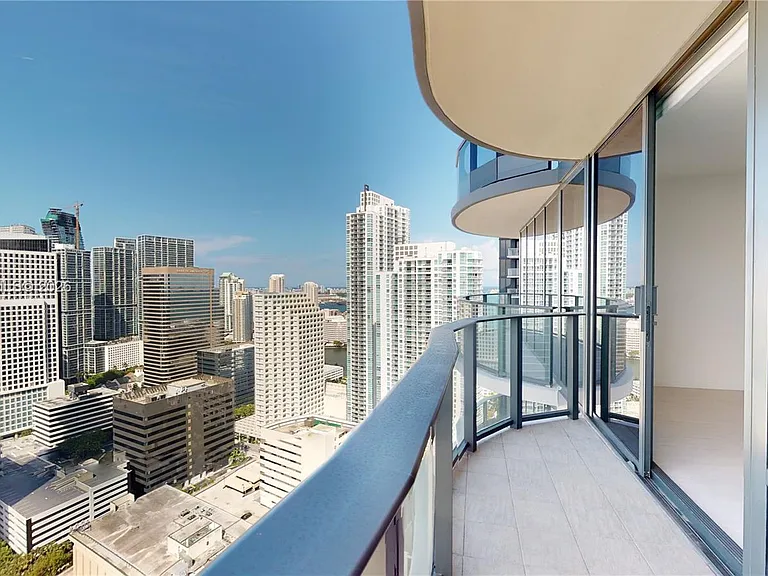 1000 Brickell Plz #3915 — Photo 16