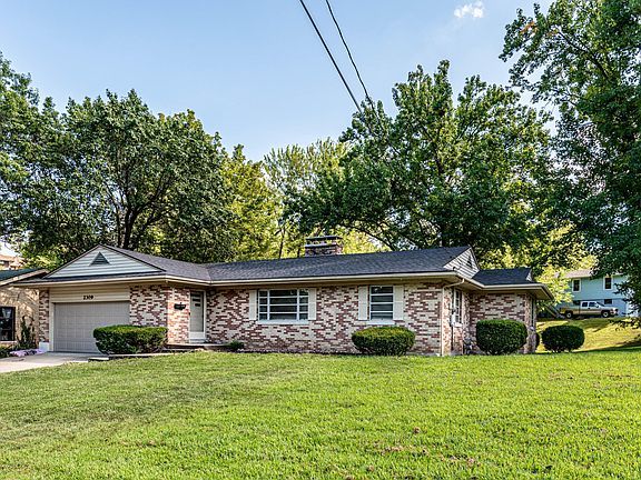 2nd image of 2309 Oakview Dr