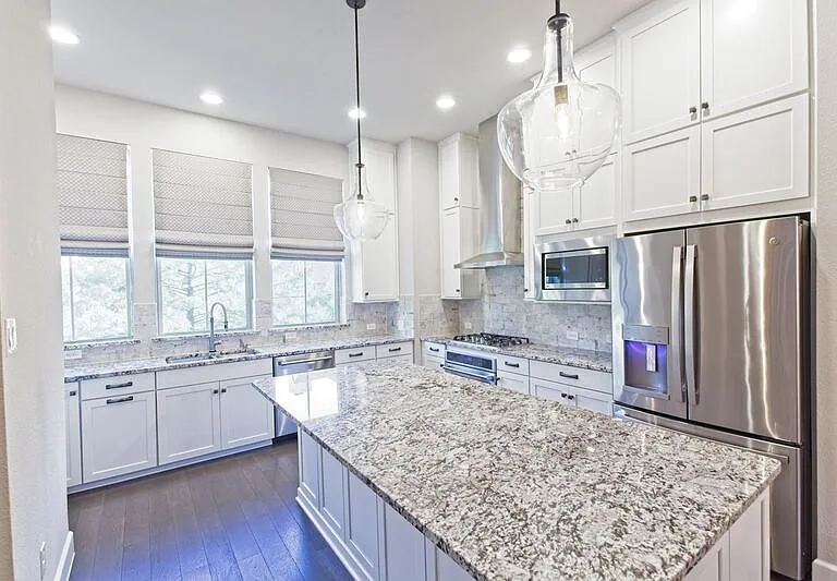 5319 Holland Ave — Photo 18