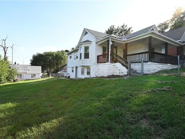 1207 Sumner Ave, Kansas City, KS 66102