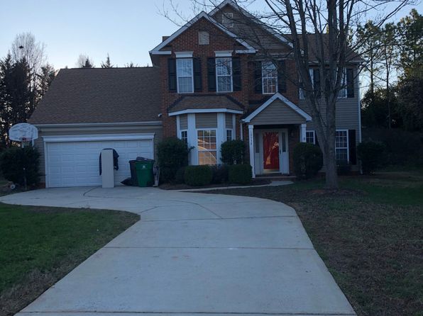 10822 Chamberlain Hall Ct