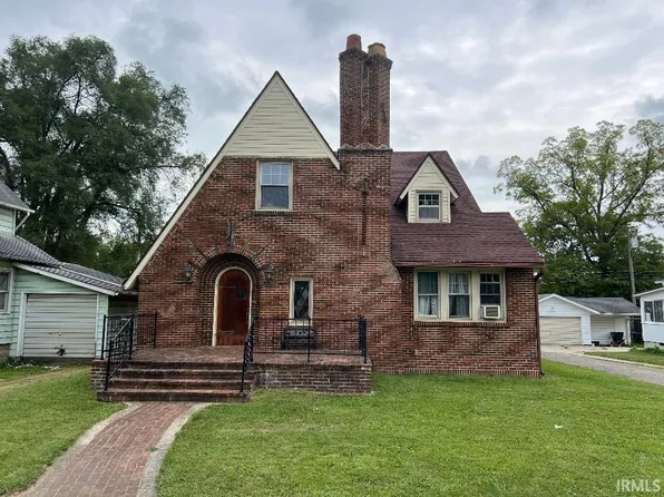 241 N Jefferson St, Cromwell, IN 46732