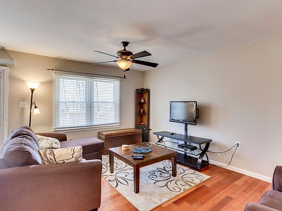 2nd image of 12044 Willowood Dr