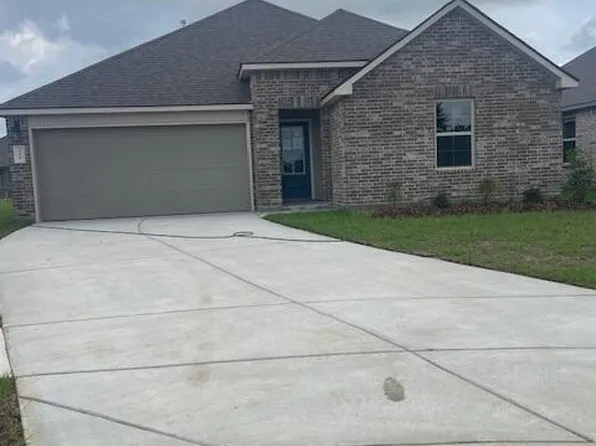 520 Broussard Hill Dr, Broussard, LA 70518