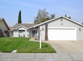 743 Jordanolo Dr, Ripon, CA 95366