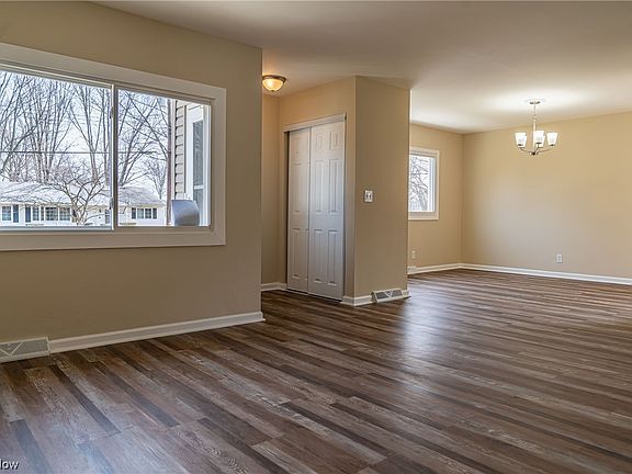 3rd image of 451 Concord Ave