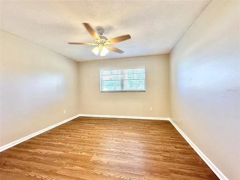 132 S Bulova Dr — Photo 15