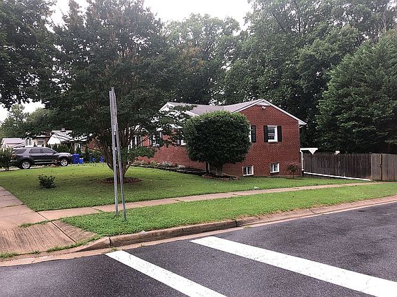 3rd image of 13822 Marianna Dr