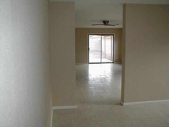 5th image of 3211 W Williams Dr