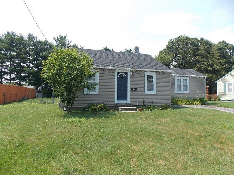 1st image of 107 Endicott Dr