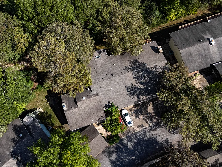 10 Victoria Ln — Photo 32