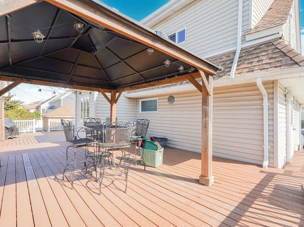 53 Dictum Court image 9 of 26