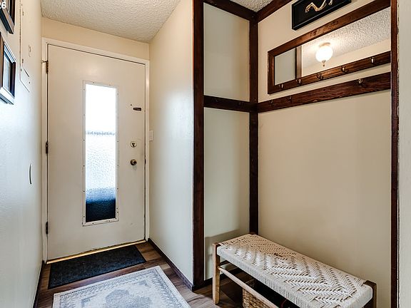 4th image of 4083 Donald St APT A