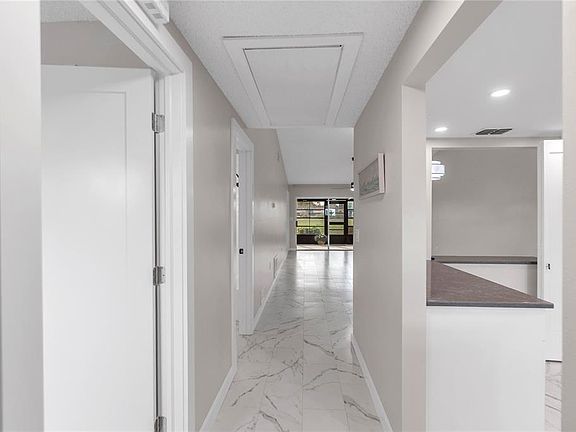 3rd image of 6135 HERITAGE LANE #6135
