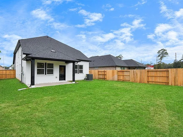 5810 Linda Cove Ln — Photo 36