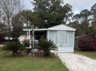 533 Buena Vista Dr, Lillian, AL 36549