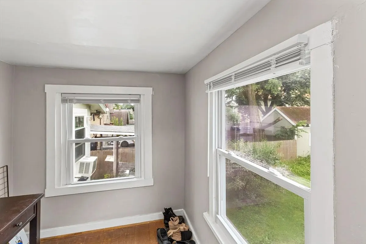 1 bed, 550 sqft, $1,350 — Photo 4