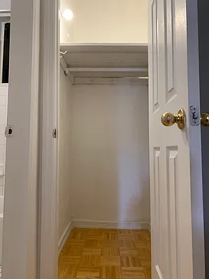 Rented by Buchbinder & Warren | media 14