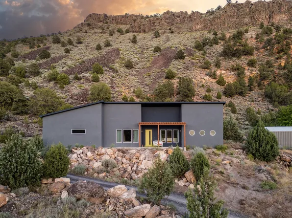 153 S Stagecoach Dr, Veyo, UT 84782