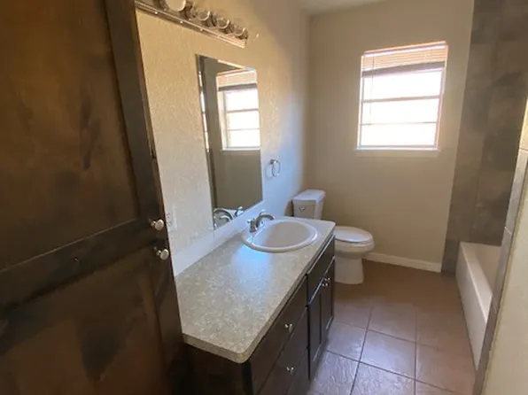 718 5th St, Charleston, AR 72933