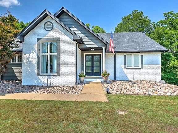 2nd image of 13456 Mountain Lake Ct
