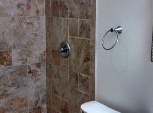 701 W Oregon St APT 4, Polo, IL 61064
