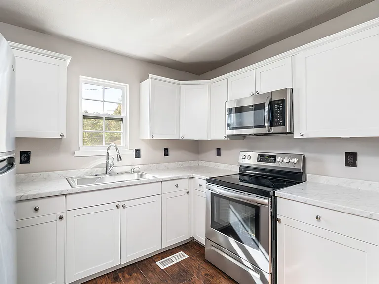 110 Humphrey Way — Photo 11