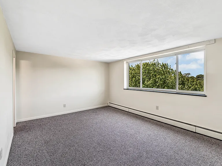 The Admiralty Apartments — Photo 30