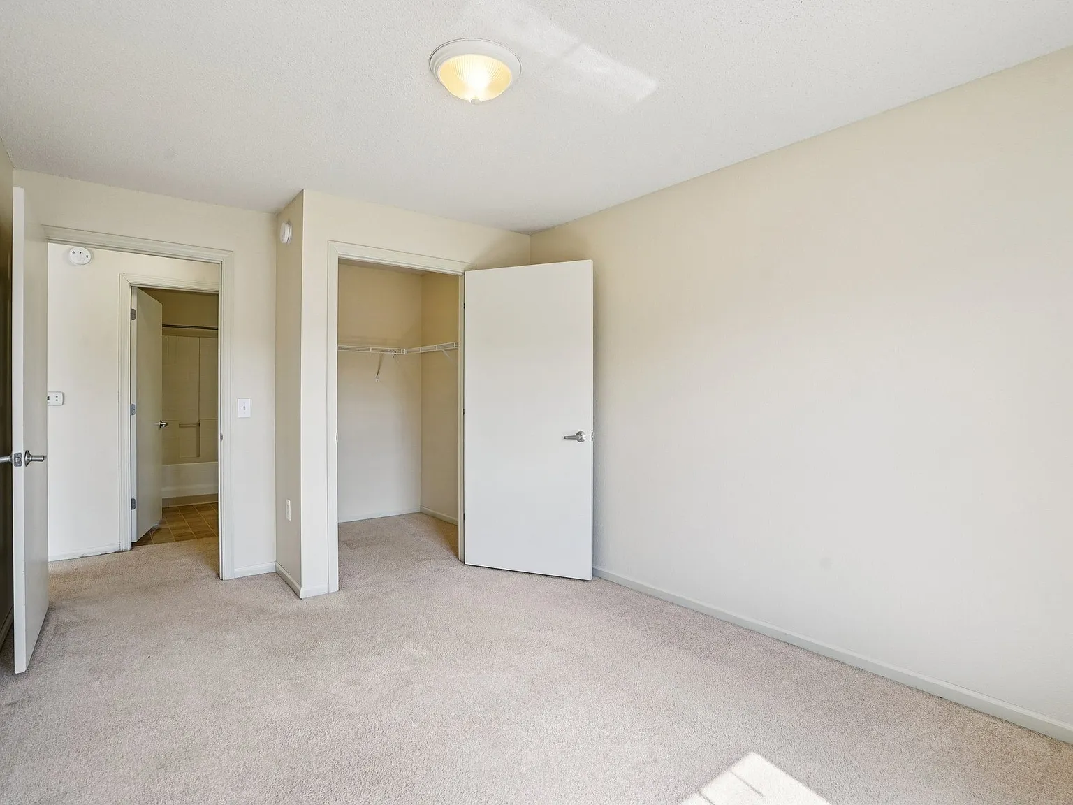 Willow Ridge — Photo 4