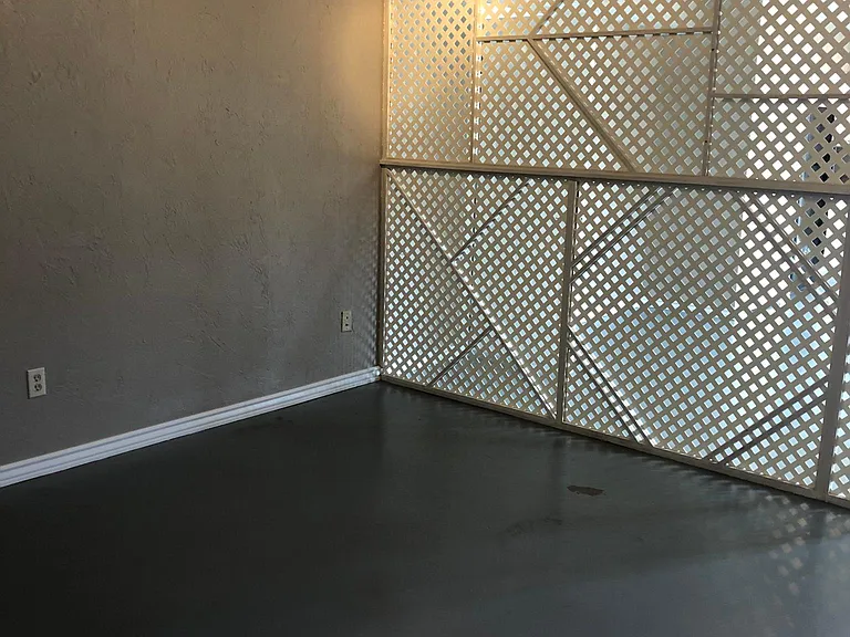 213 N Central Ave #103 — Photo 6