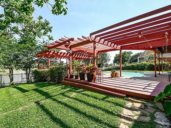 4th image of 410 Kingfisher Dr