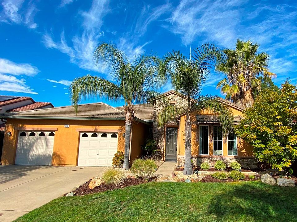 1st image of 313 Summerfield Ct