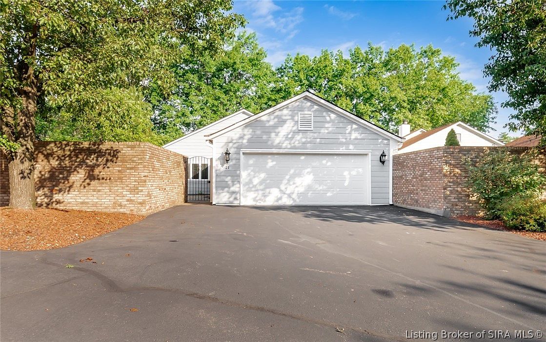 21 Lily Run