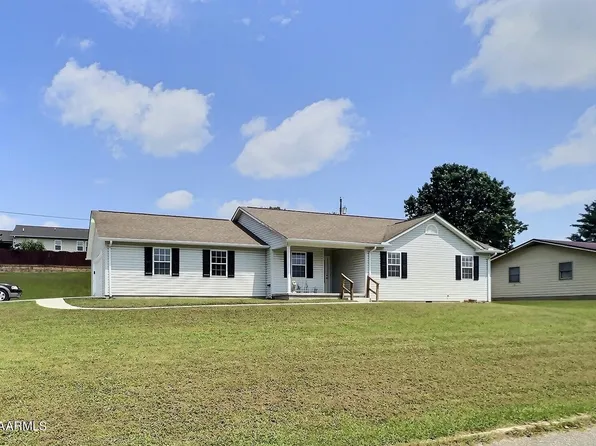 210 Thelma Cir, Jacksboro, TN 37757