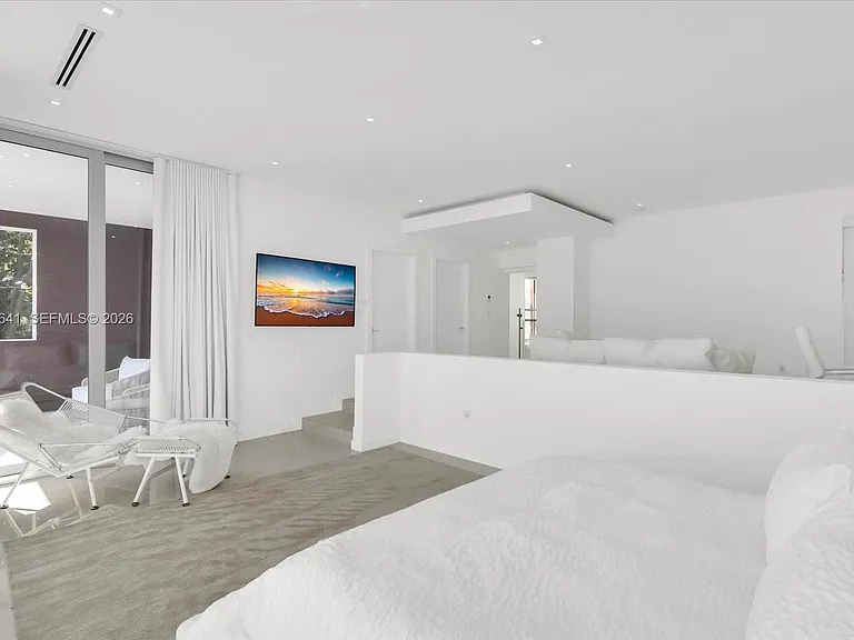 7830 Atlantic Way — Photo 18