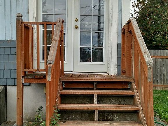 4th image of 6138 S Park Ave