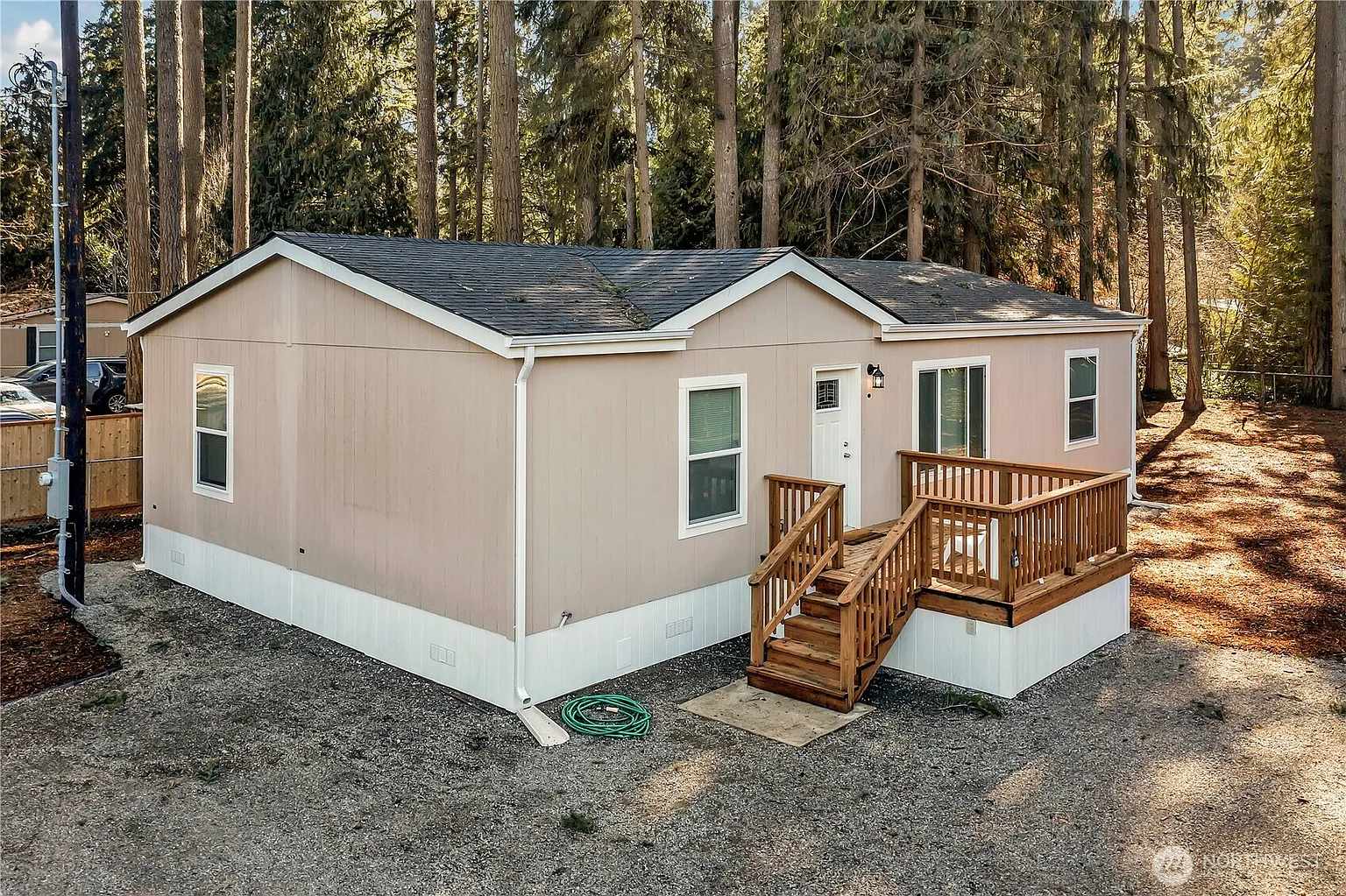 17305 Heather Lane SE photo 1
