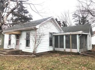 681 Forest Ave, Elgin, IL 60120