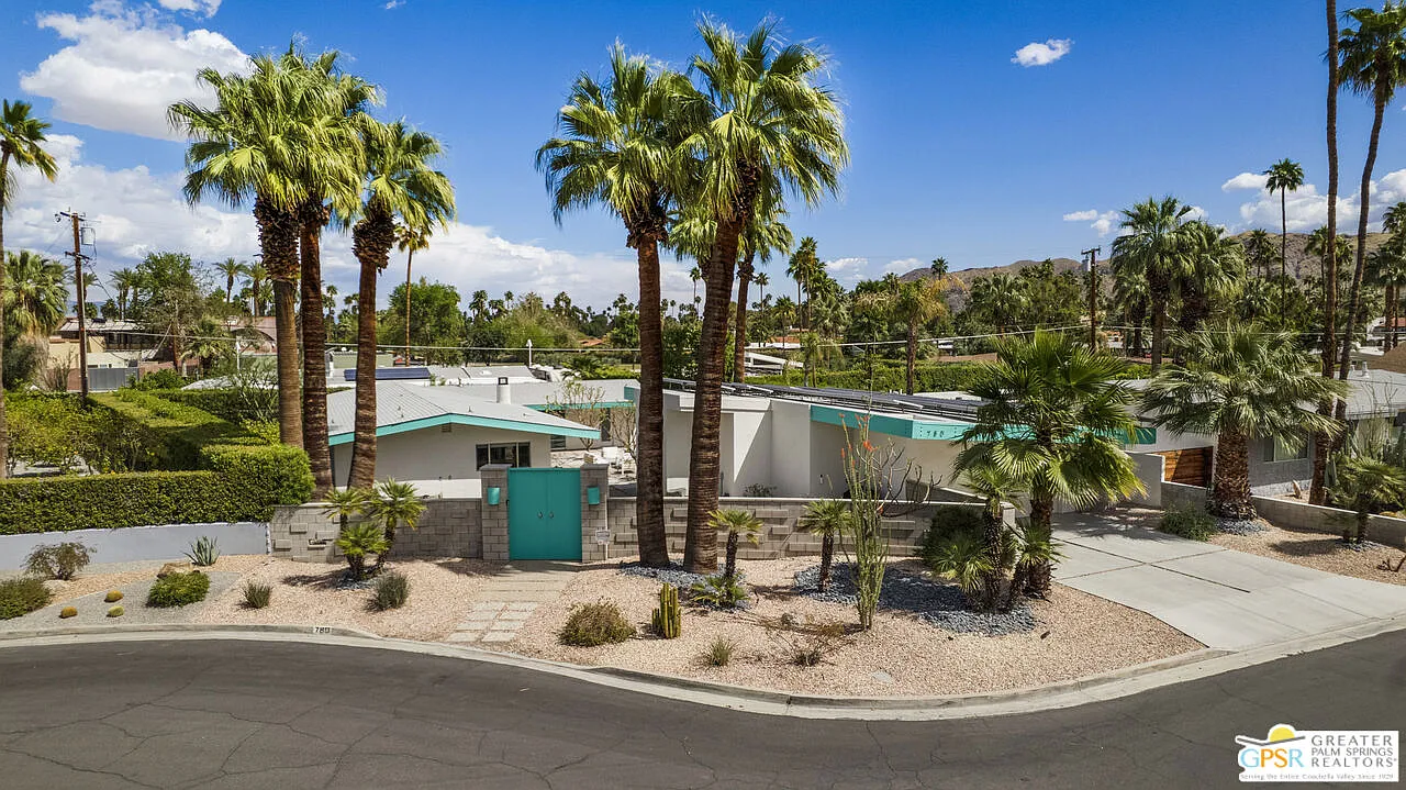 3 bed, 3.0 bath, 1882 sqft, $6,000 — Photo 1