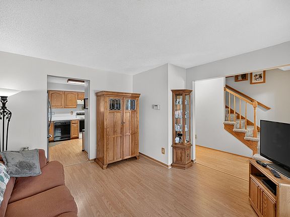5th image of 1299 Bentwood Ct