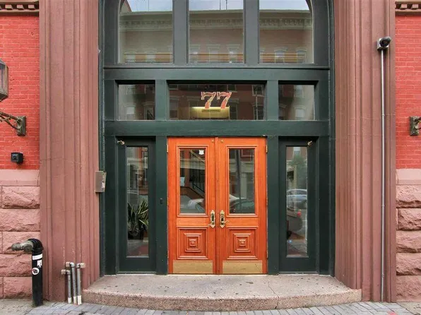 77 River St APT 2, Hoboken, NJ 07030