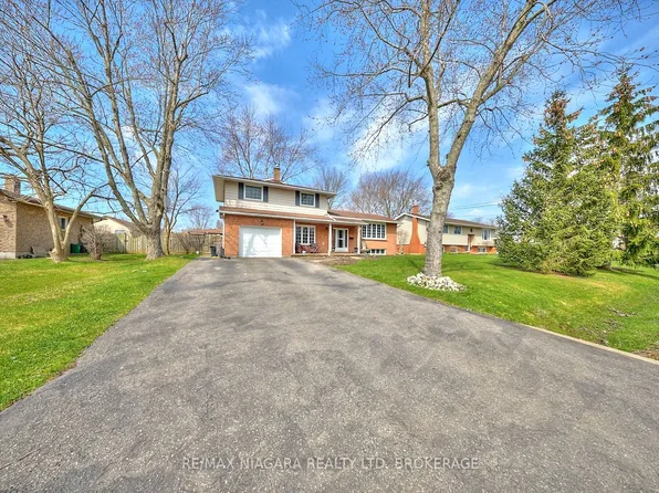 953 Grandview Rd, Fort Erie, ON L2A 5R4