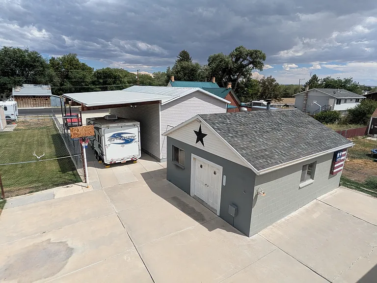 440 Cottonwood Ln — Photo 23