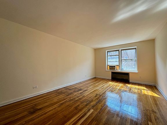 3rd image of 140-59 Ash Ave #434